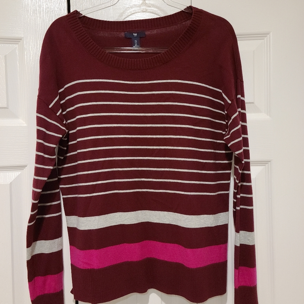 Colorful GAP Sweater